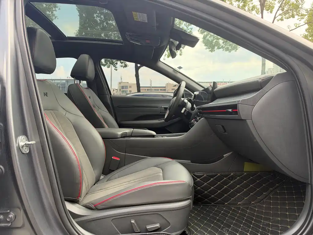 Hyundai Sonata — миниатюра 18