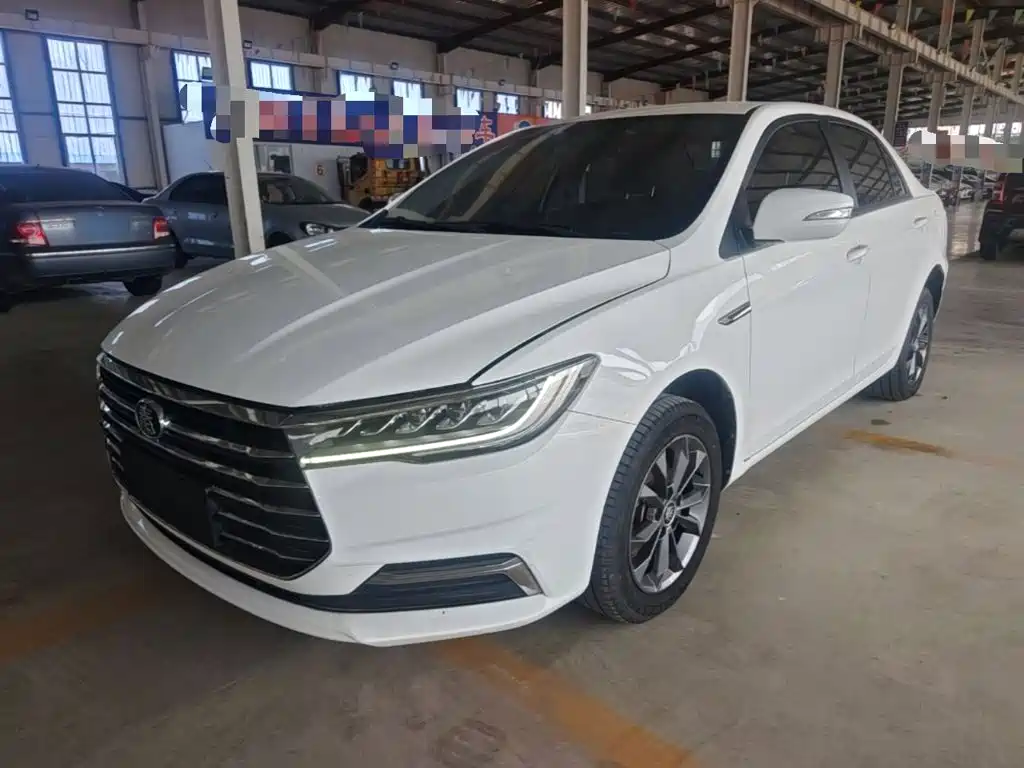 BYD Qin — миниатюра 2
