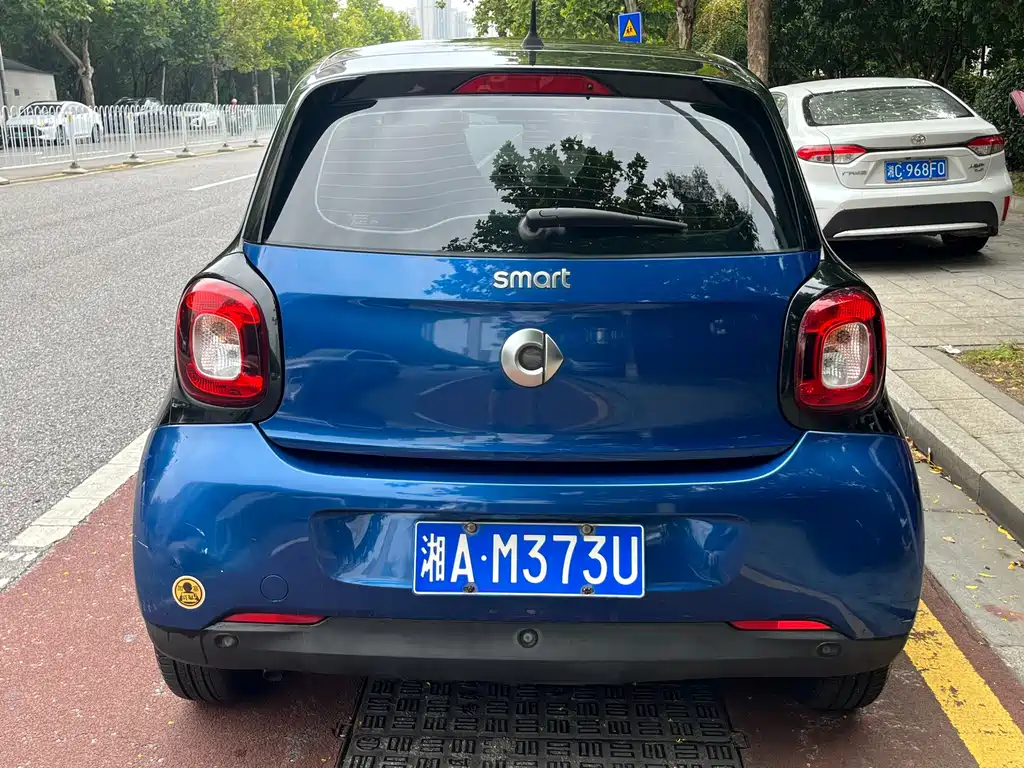 smart Smart Forfour — миниатюра 4
