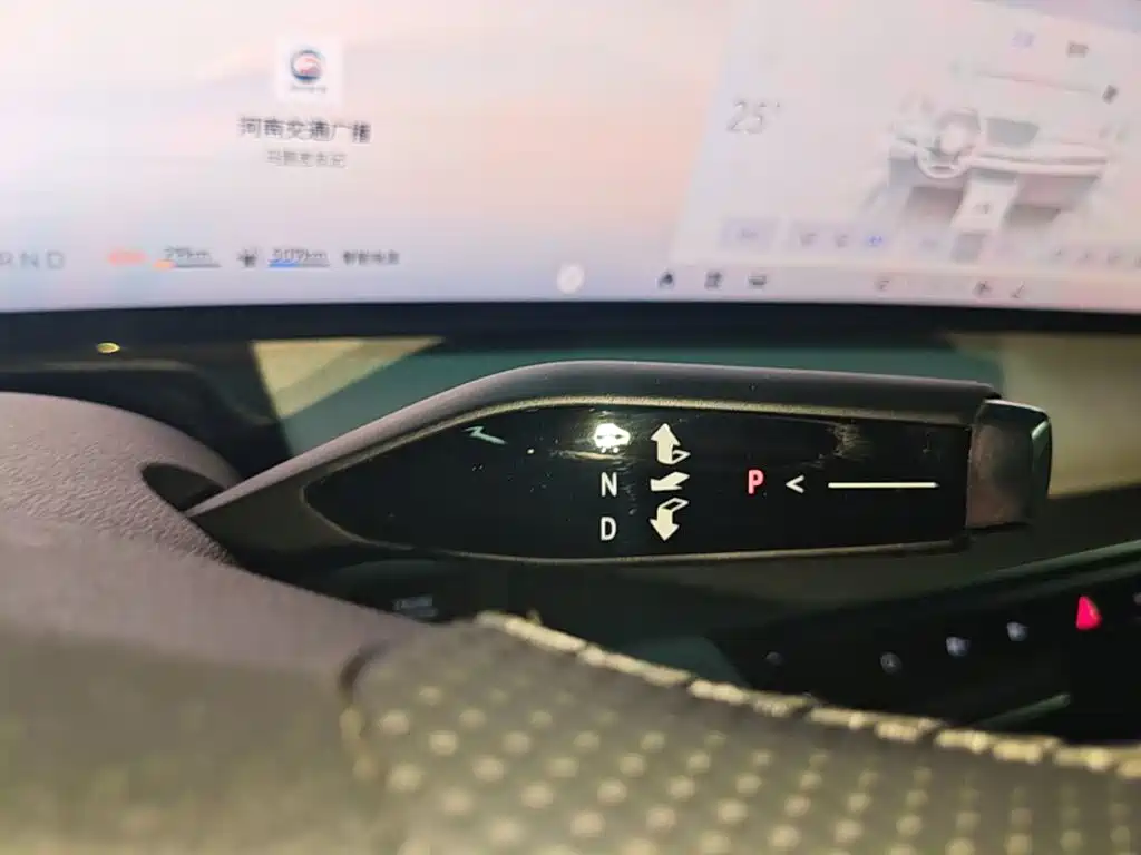 Buick GL8 Hybrid — миниатюра 14
