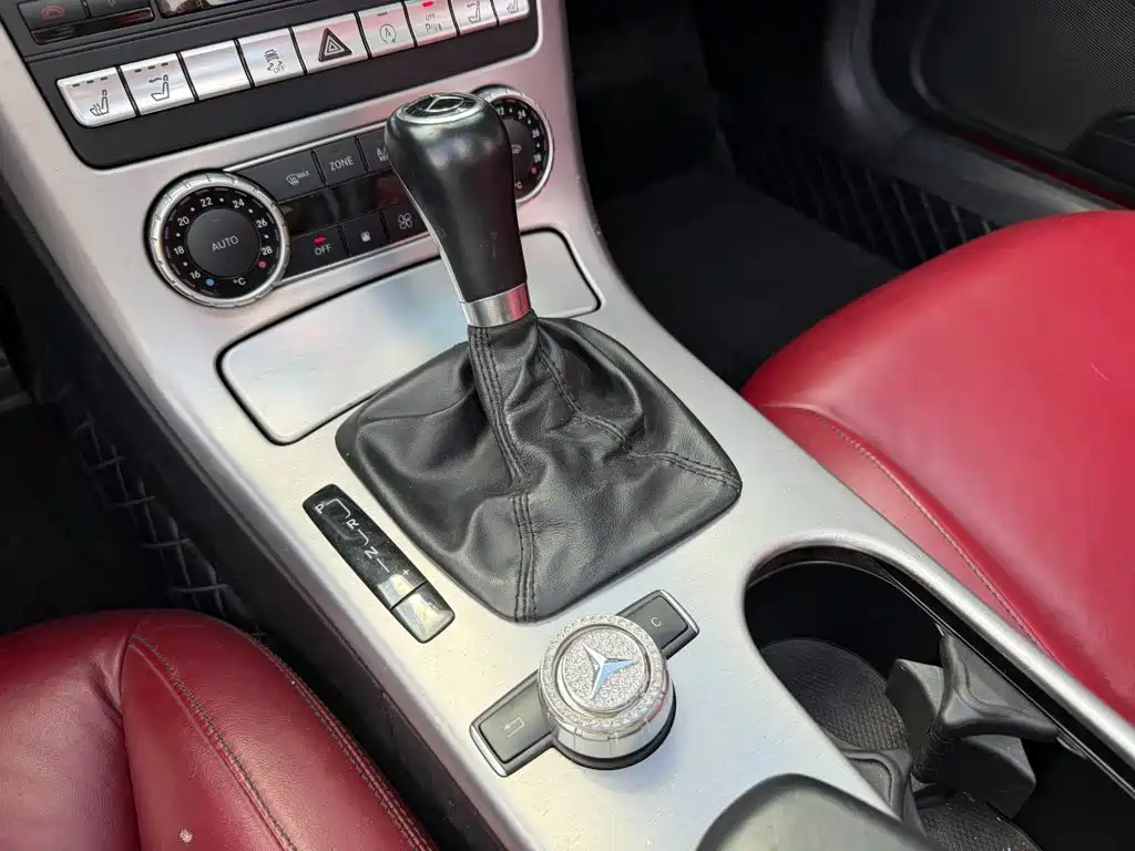 Mercedes-Benz SLK-Class — миниатюра 9