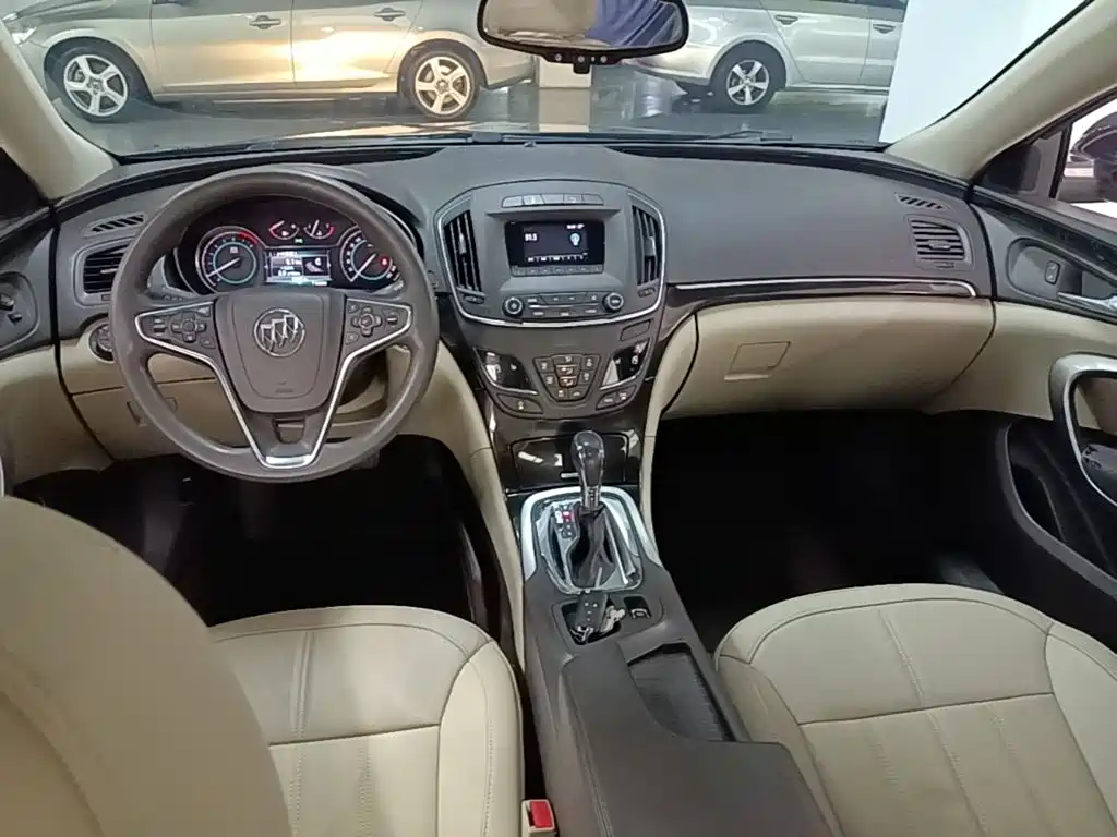 Buick Regal — миниатюра 10
