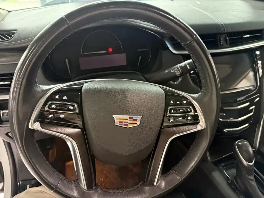 Cadillac XTS — миниатюра 10