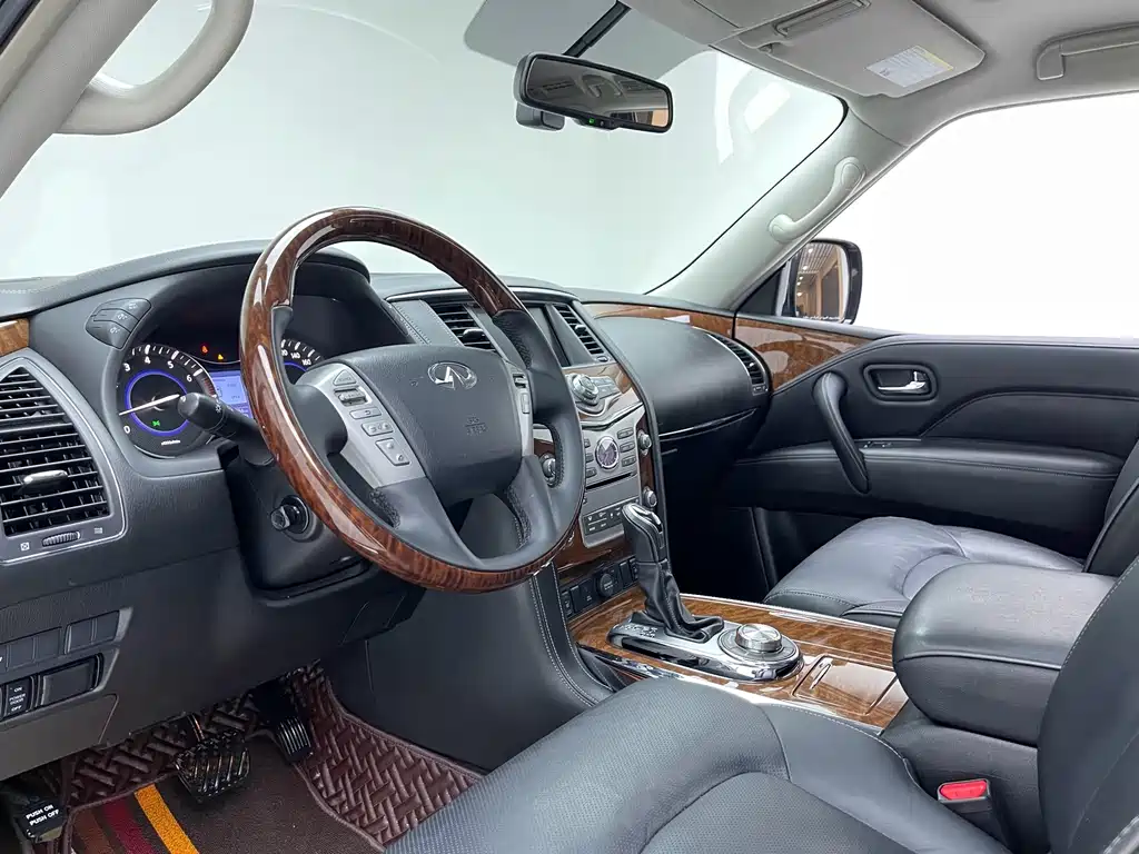 Infiniti QX80 — миниатюра 10