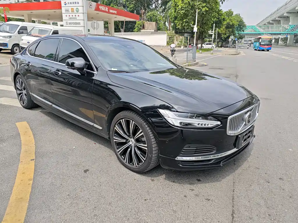 Volvo S90 PHEV — миниатюра 3
