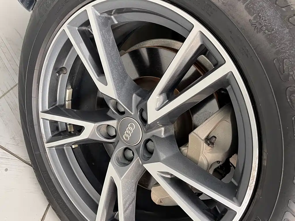 Audi Q5L — миниатюра 11
