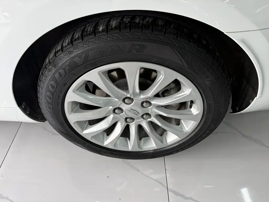 Cadillac XTS — миниатюра 18