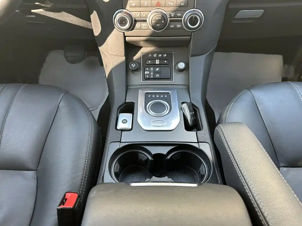 Land Rover Discovery — миниатюра 19