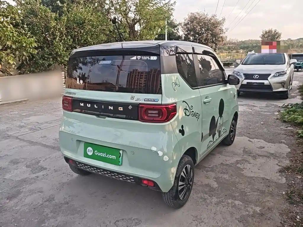 Wuling MINIEV — миниатюра 7