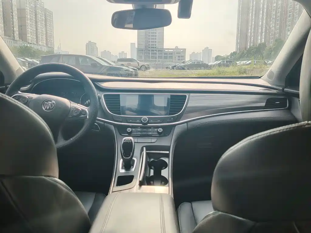 Buick LaCrosse — миниатюра 6