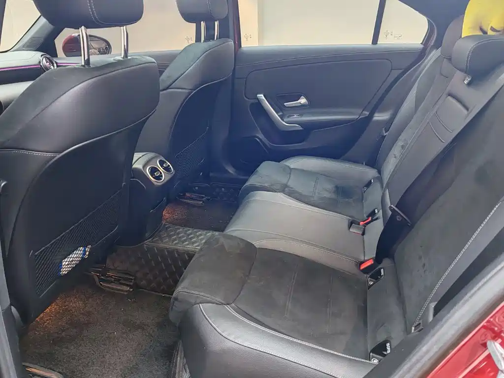Mercedes-Benz A-Class — миниатюра 8