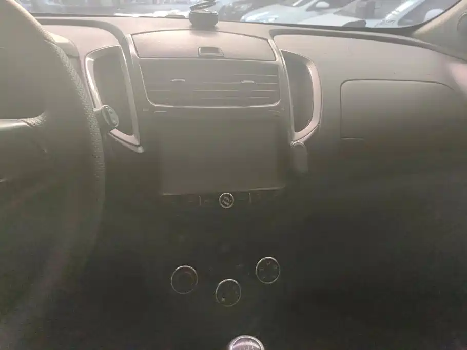 Chevrolet Trax — миниатюра 13