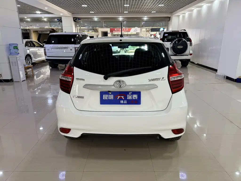 Toyota Yaris L — миниатюра 7