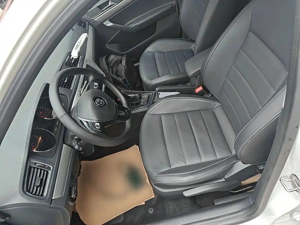 Volkswagen Lavida — миниатюра 15