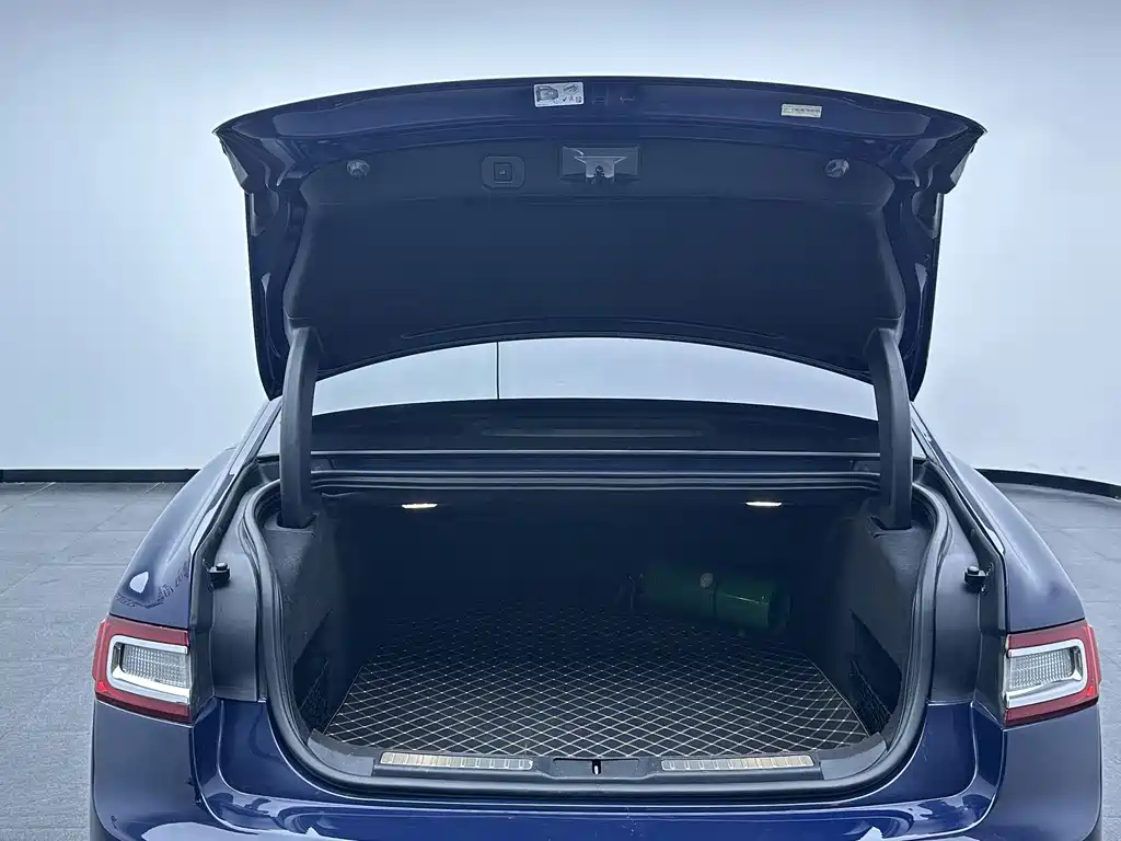 Lincoln Continental — миниатюра 18
