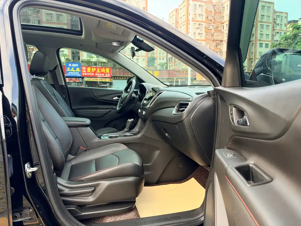 Chevrolet Equinox — миниатюра 14