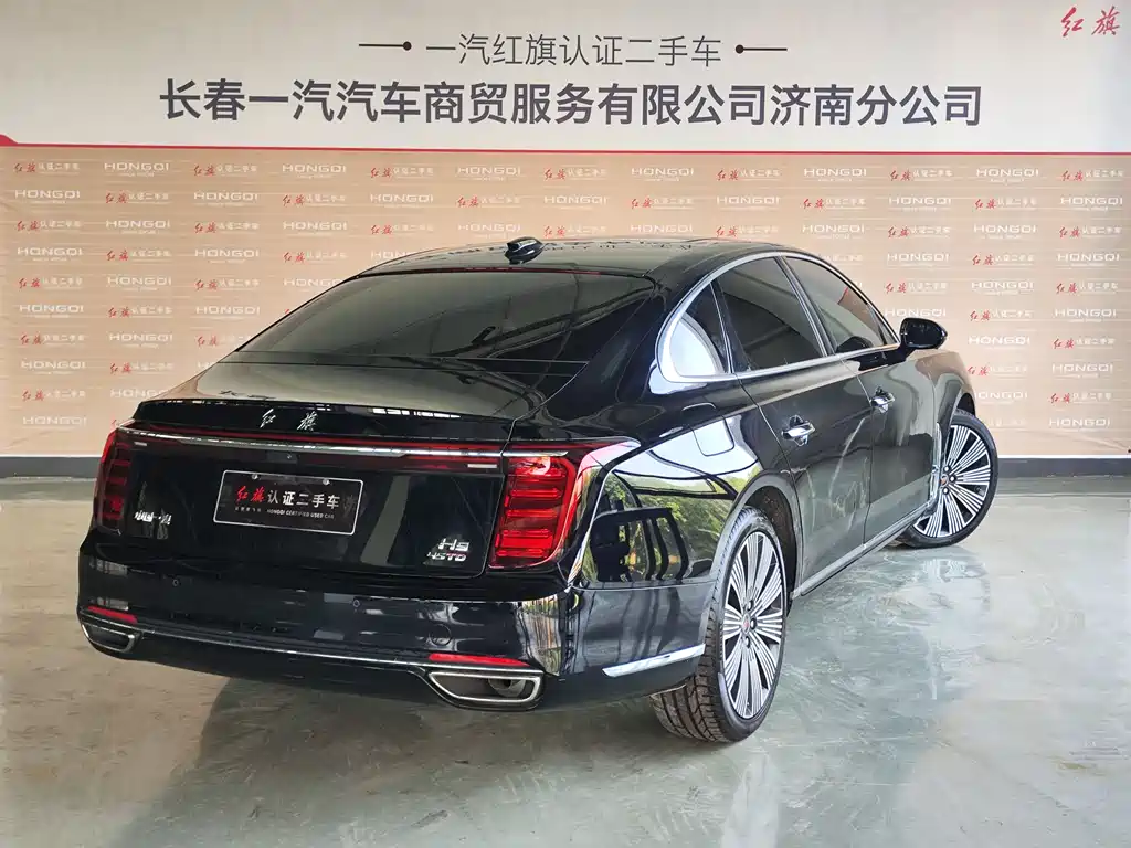 Hongqi H9 2025 2.0T Luxury 5 мест