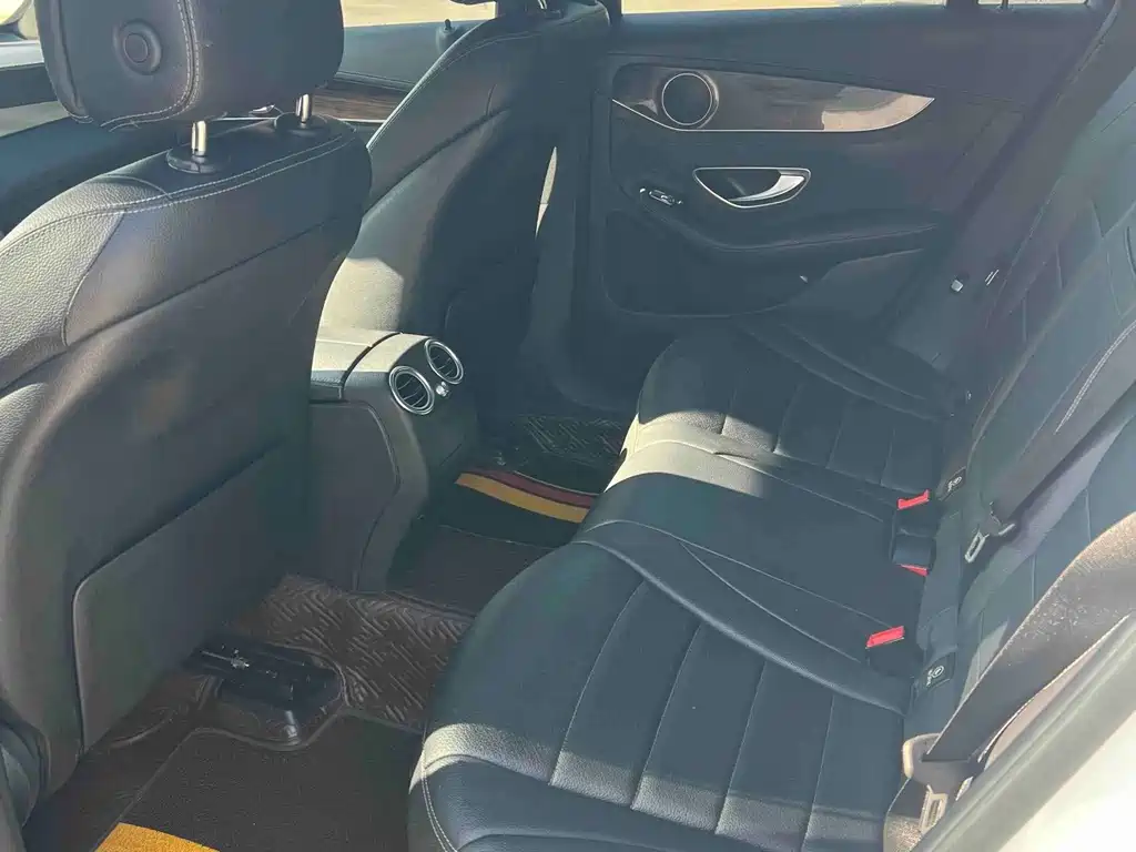 Mercedes-Benz GLC — миниатюра 8
