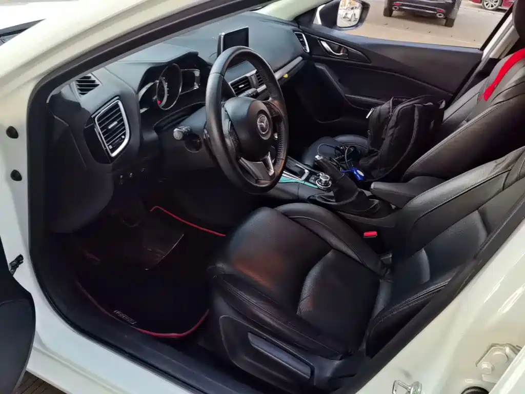 Mazda 3 Axela — миниатюра 15