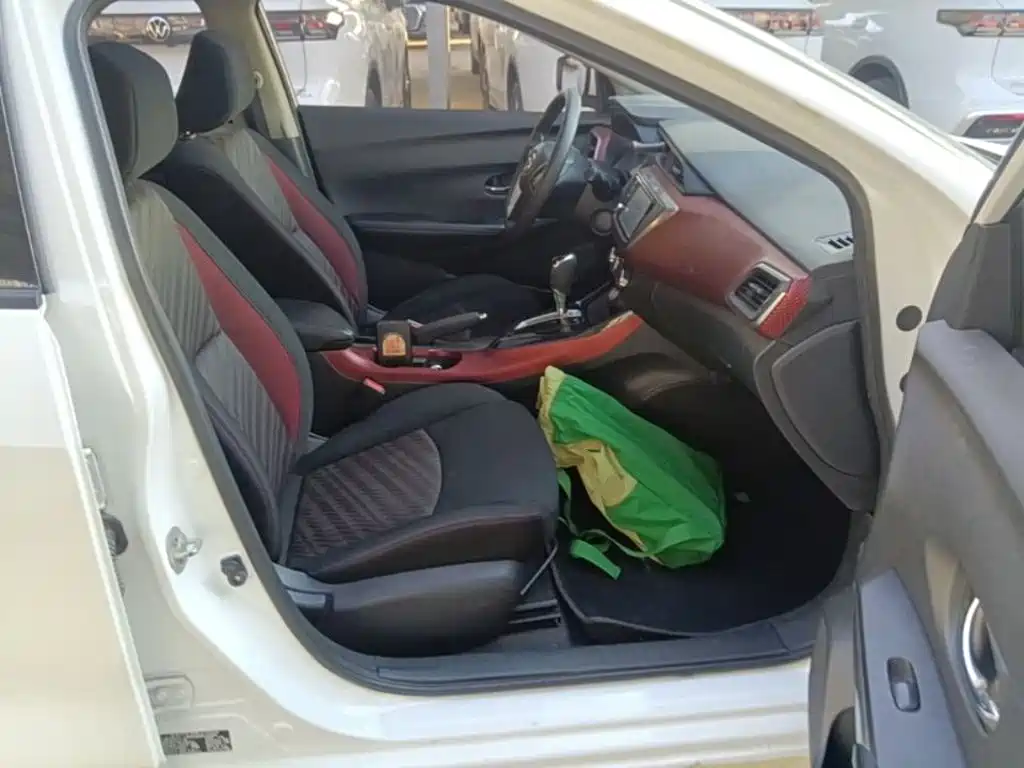 Nissan Bluebird — миниатюра 25