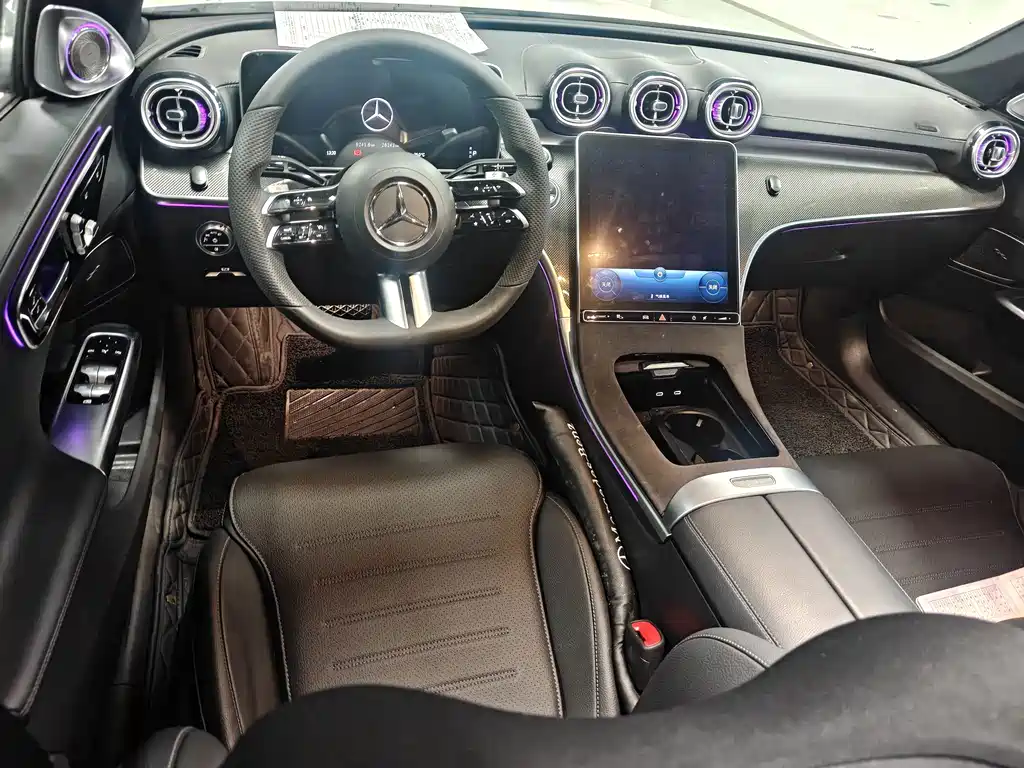 Mercedes-Benz C-Class — миниатюра 2