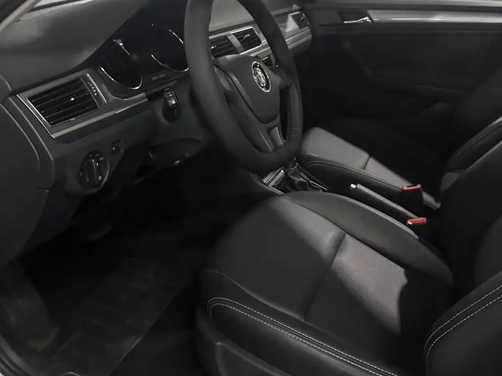 Volkswagen Bora — миниатюра 2