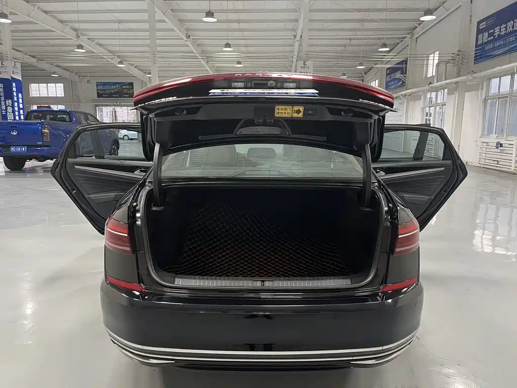 Volkswagen Passat — миниатюра 18
