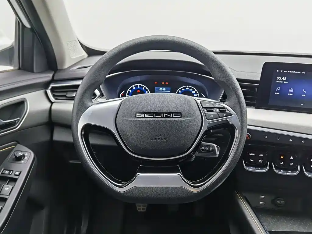 BAIC X3 — миниатюра 11
