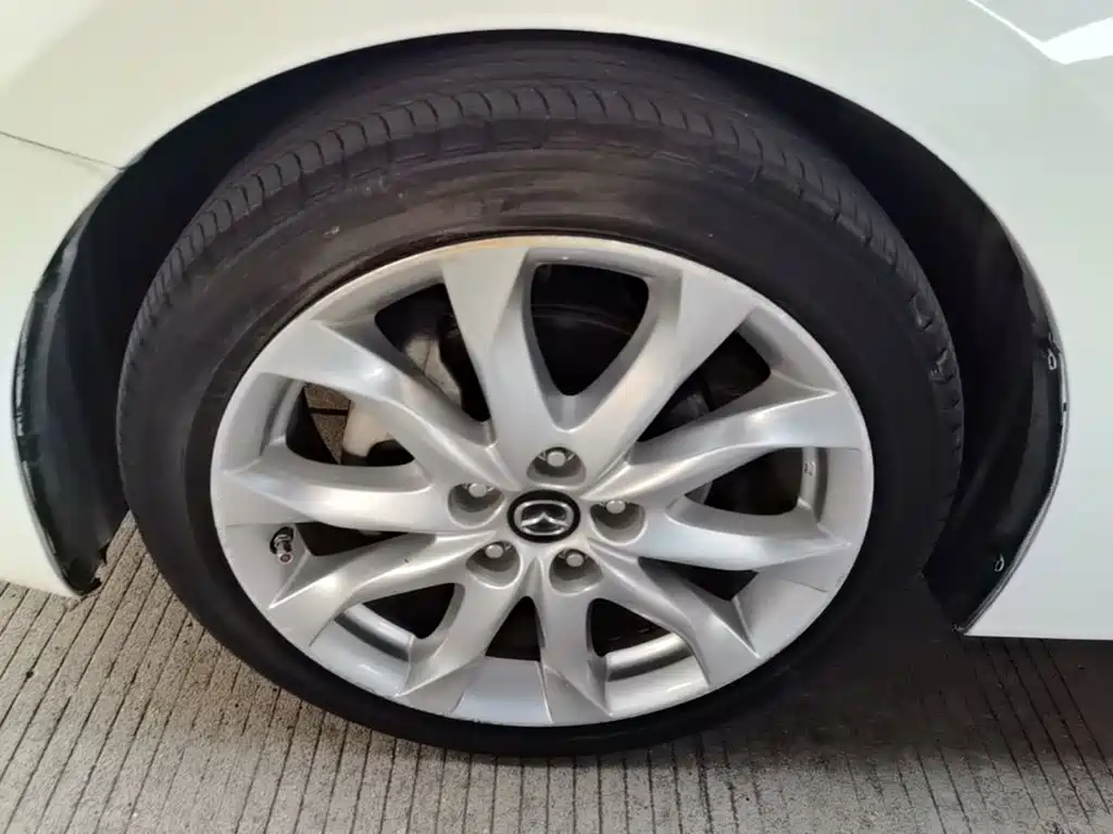 Mazda 3 Axela — миниатюра 23
