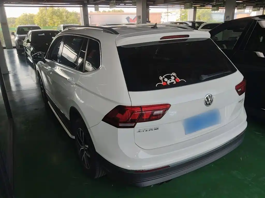 Volkswagen Tiguan L — миниатюра 5