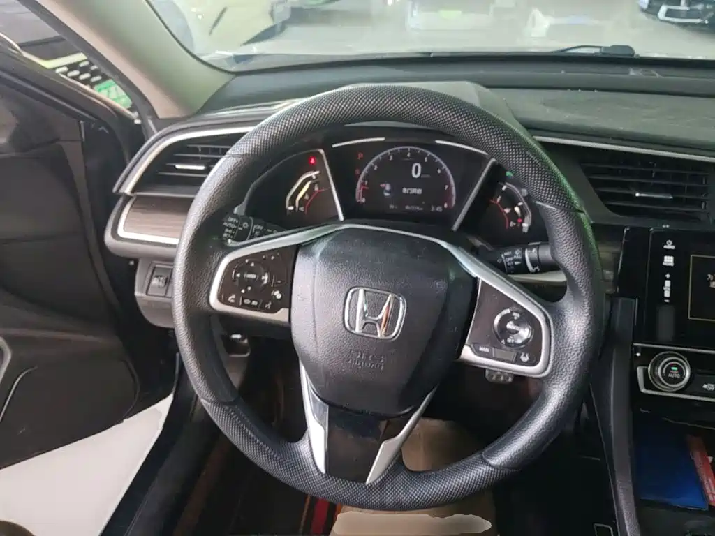 Honda Civic — миниатюра 11