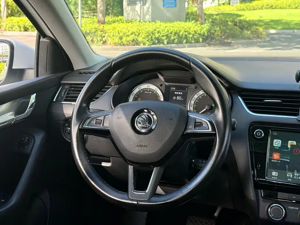 Skoda Octavia — миниатюра 6