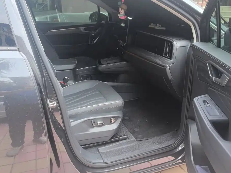Volkswagen Talagon — миниатюра 8