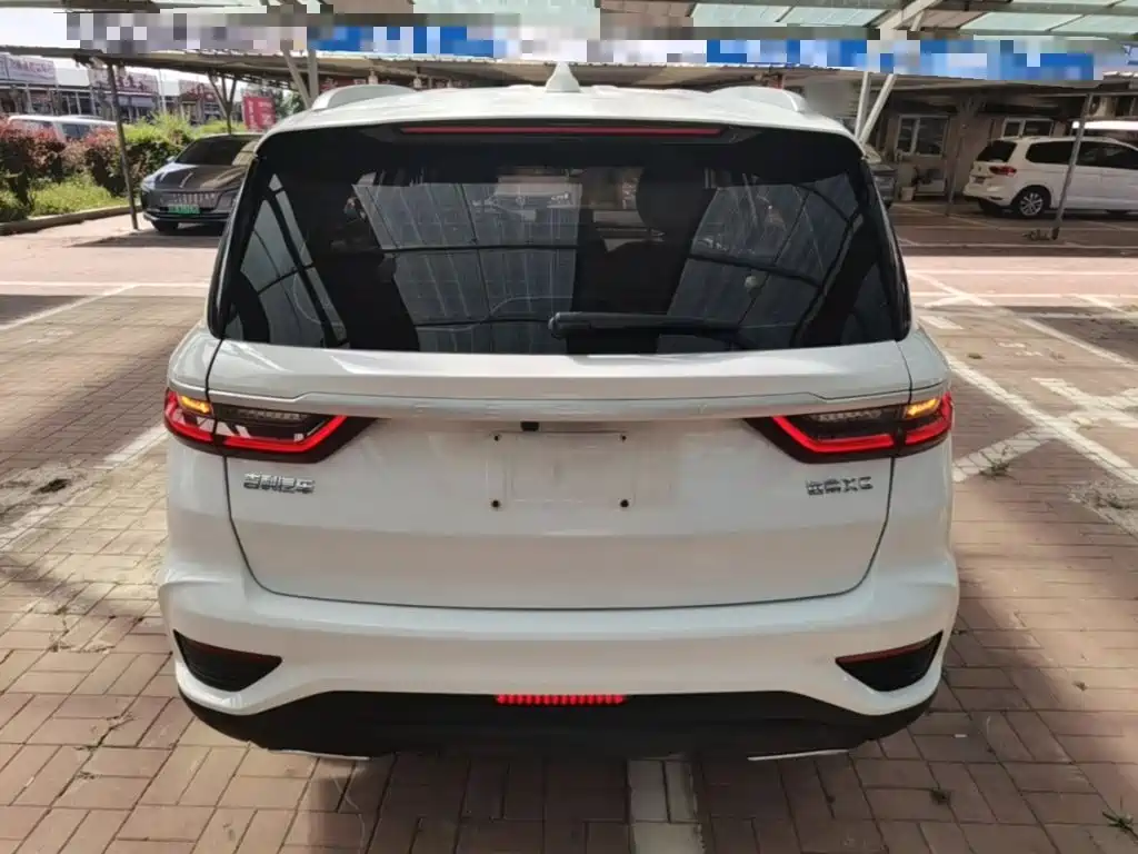 Geely Vision X6 — миниатюра 6