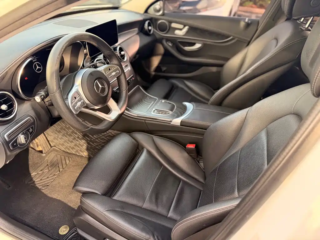 Mercedes-Benz C-Class — миниатюра 15