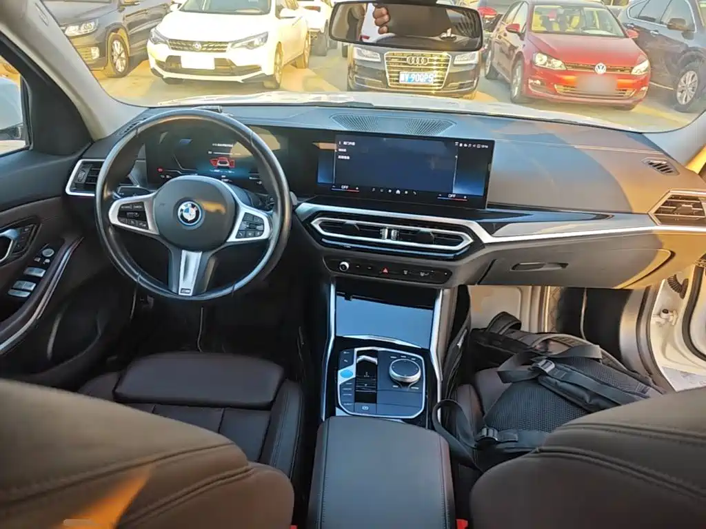 BMW i3 — миниатюра 10