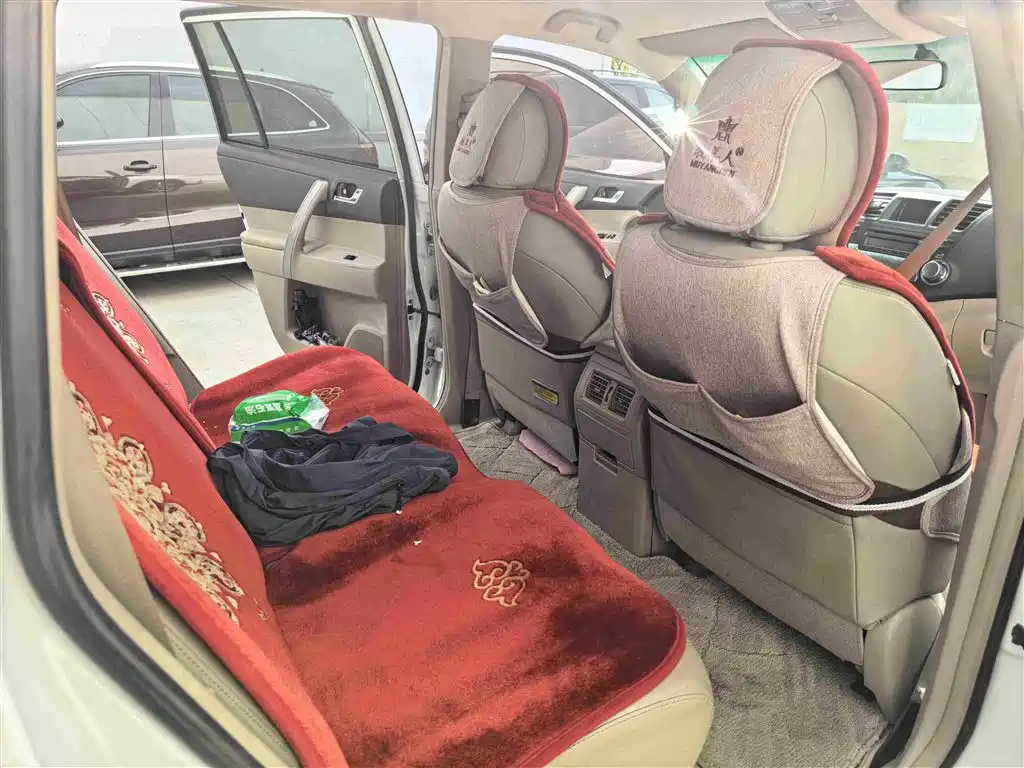 Toyota Highlander — миниатюра 5