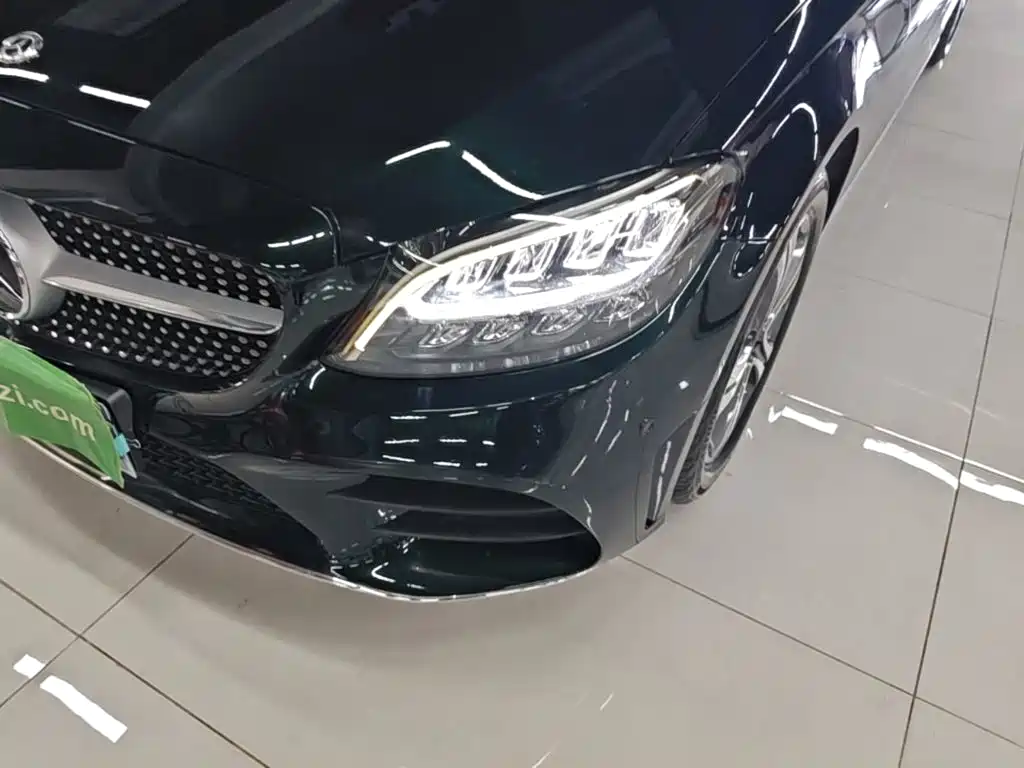 Mercedes-Benz C-Class — миниатюра 24