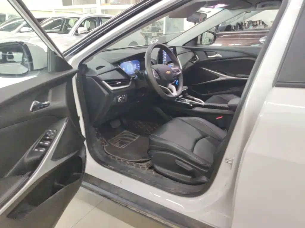 Chevrolet Menlo — миниатюра 16