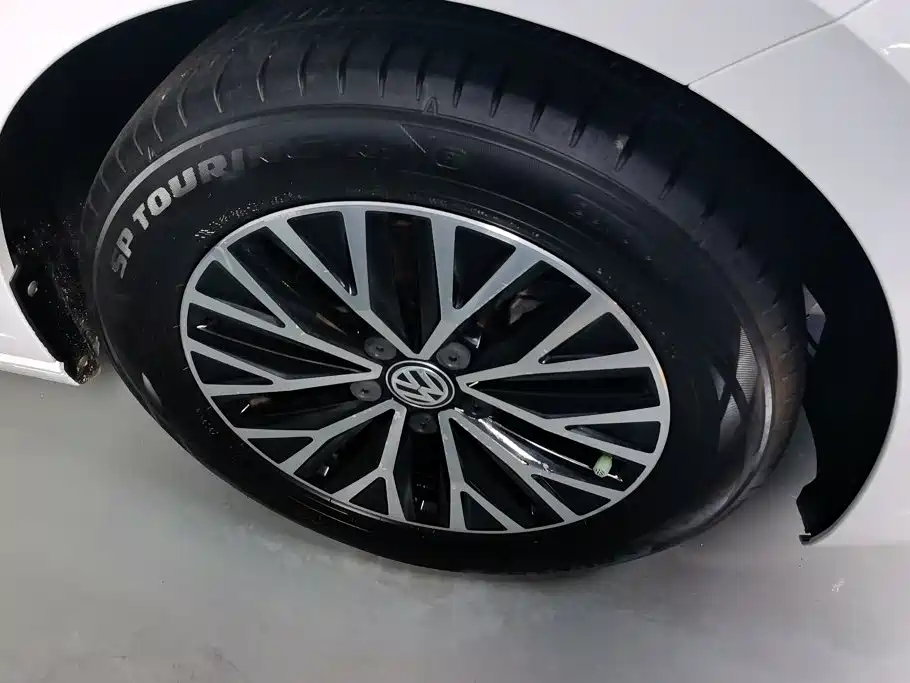 Volkswagen Sagitar — миниатюра 6