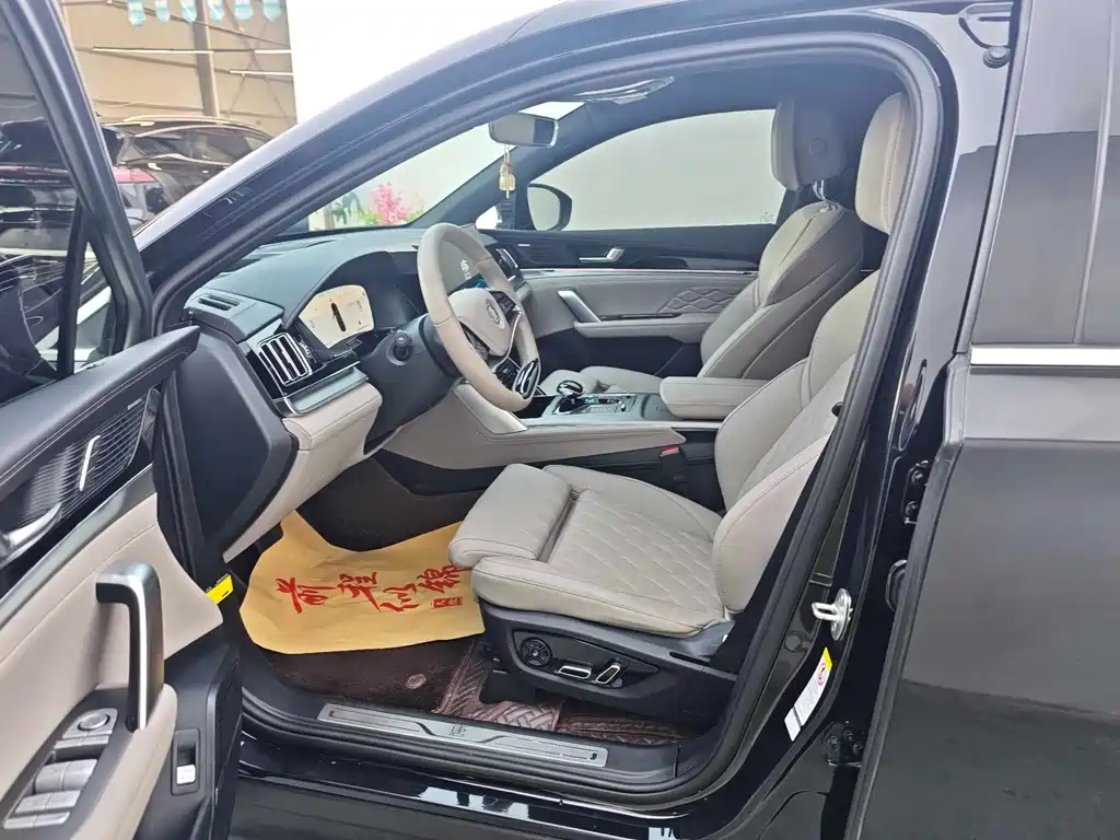 BYD Tang New Energy — миниатюра 4