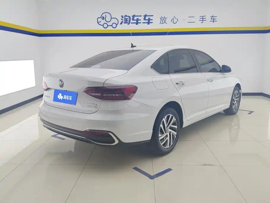 Volkswagen Lavida — миниатюра 3