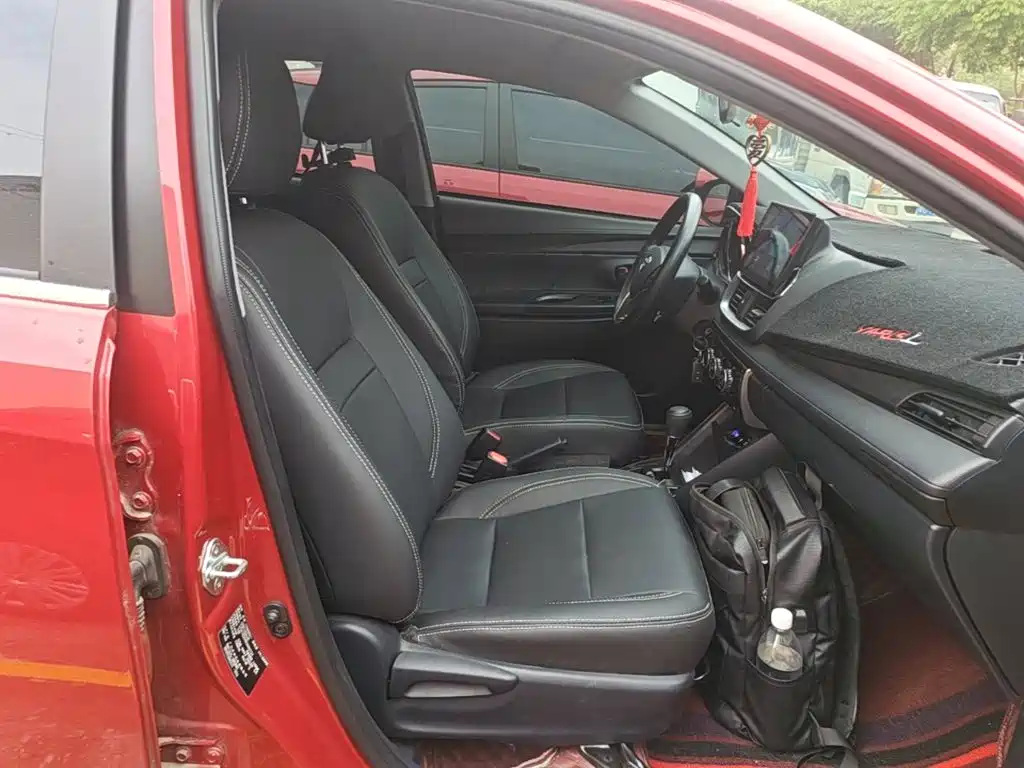 Toyota Yaris L — миниатюра 25