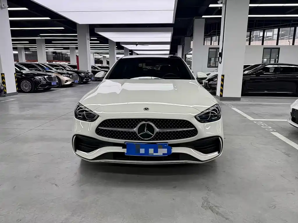 Mercedes-Benz C-Class — миниатюра 2