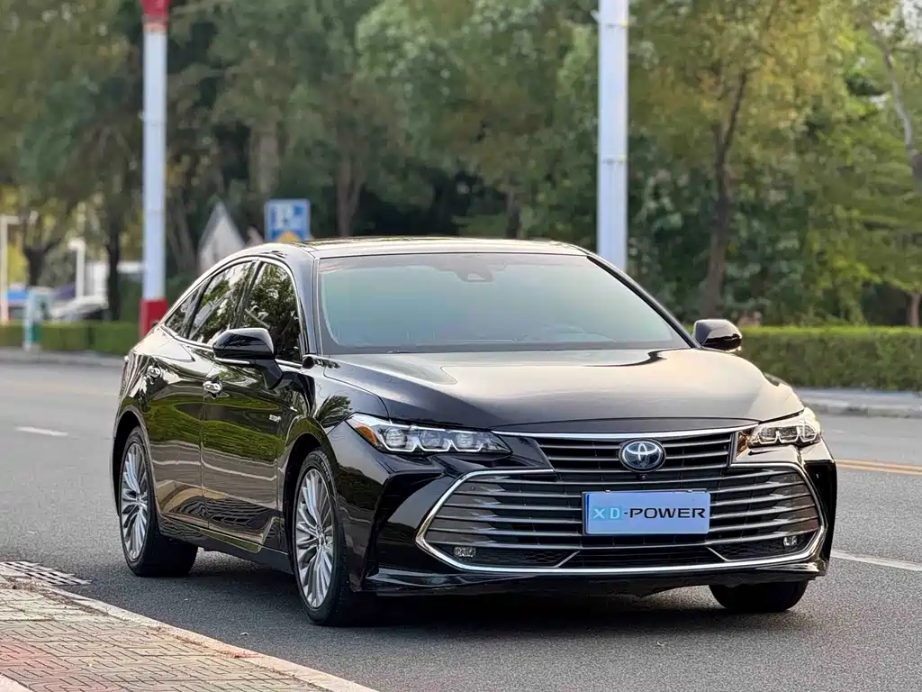 Toyota Avalon — миниатюра 3