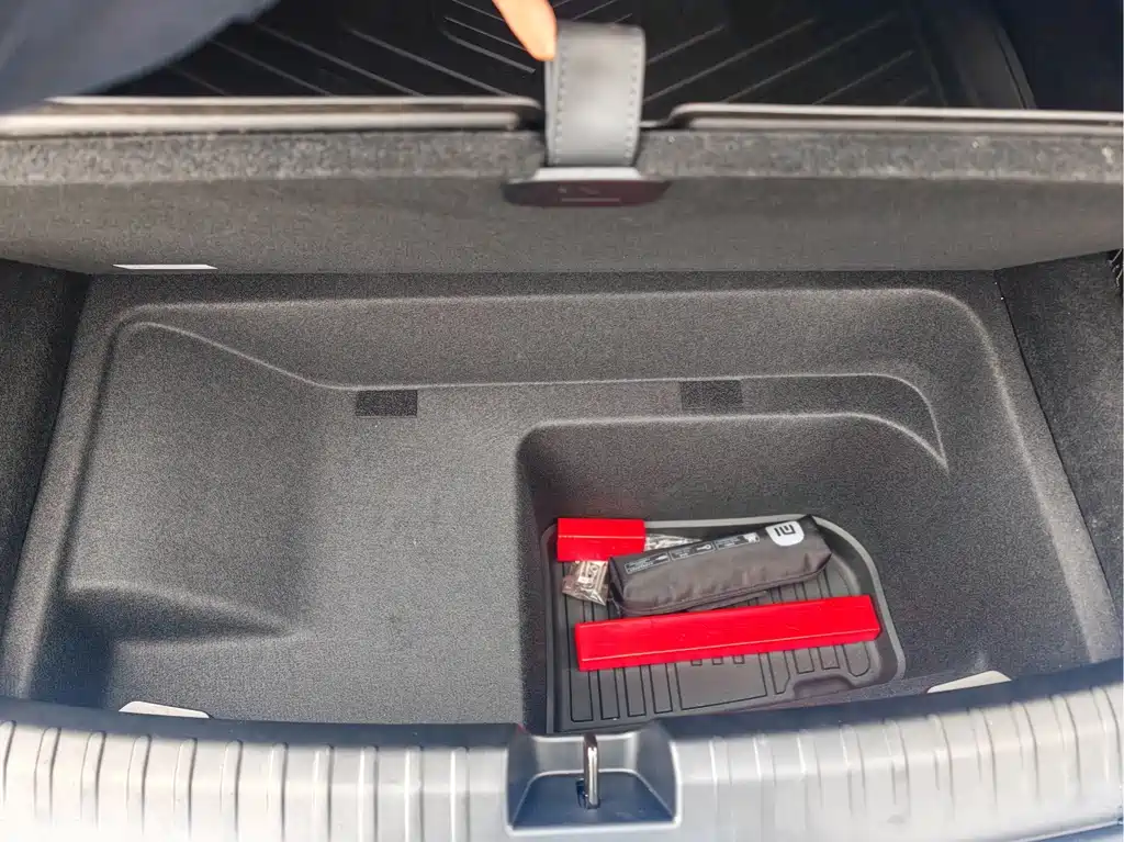 Xiaomi SU7 — миниатюра 25