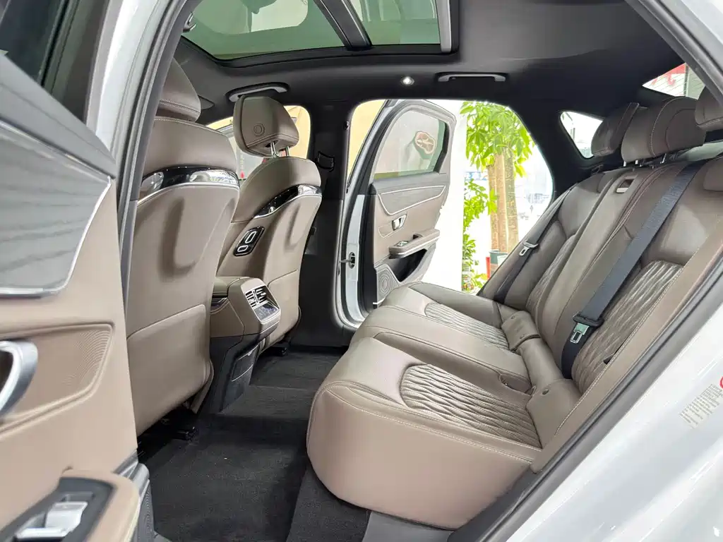 BYD Han — миниатюра 11