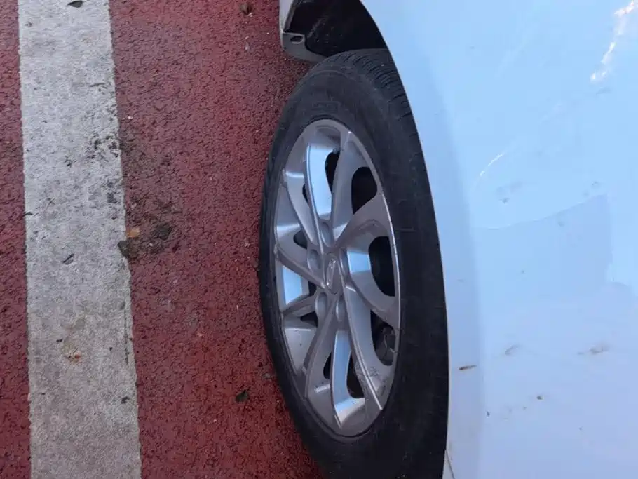 Geely Emgrand 2021 UP 1.5L CVT Luxury