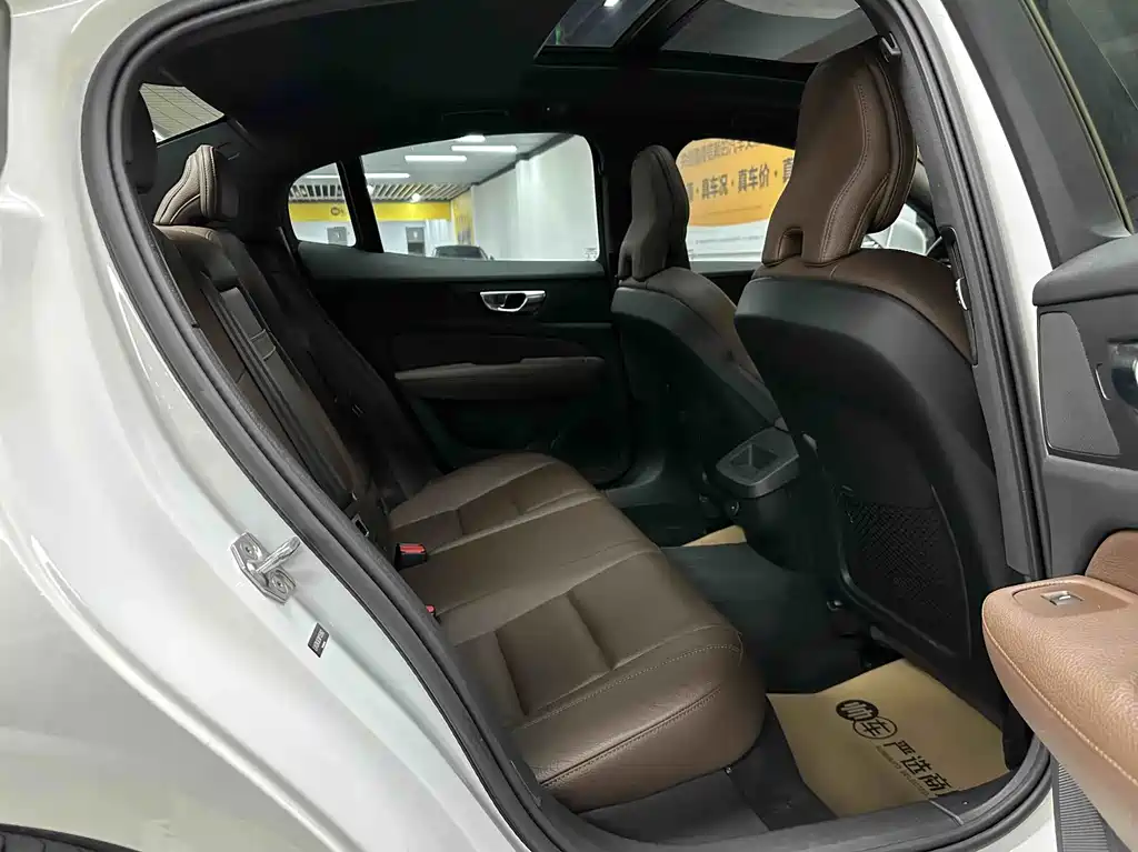 Volvo S60 — миниатюра 12