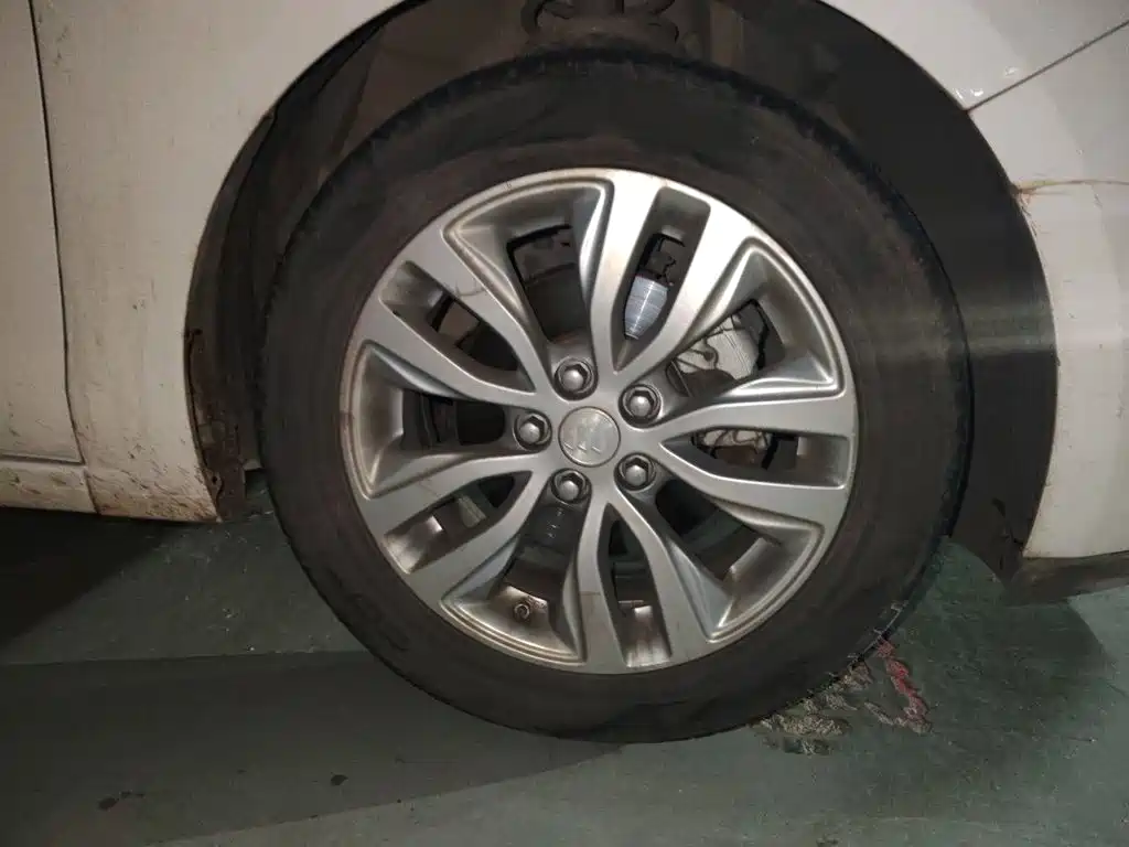 Buick Excelle — миниатюра 24